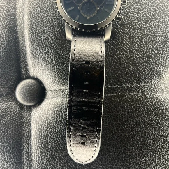 Fossil Watch - Picture 4 of 7